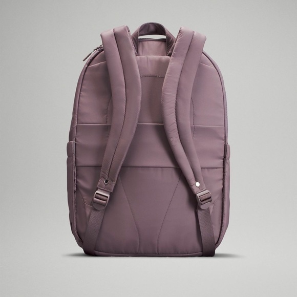 NWT pack it up backpack 21L - Picture 2 of 4